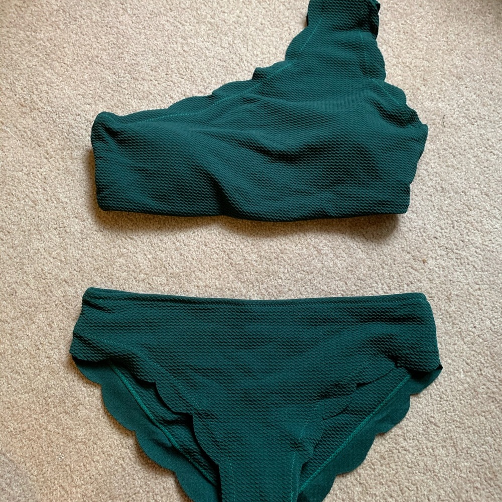 One shoulder Scalloped Bikini - Medium